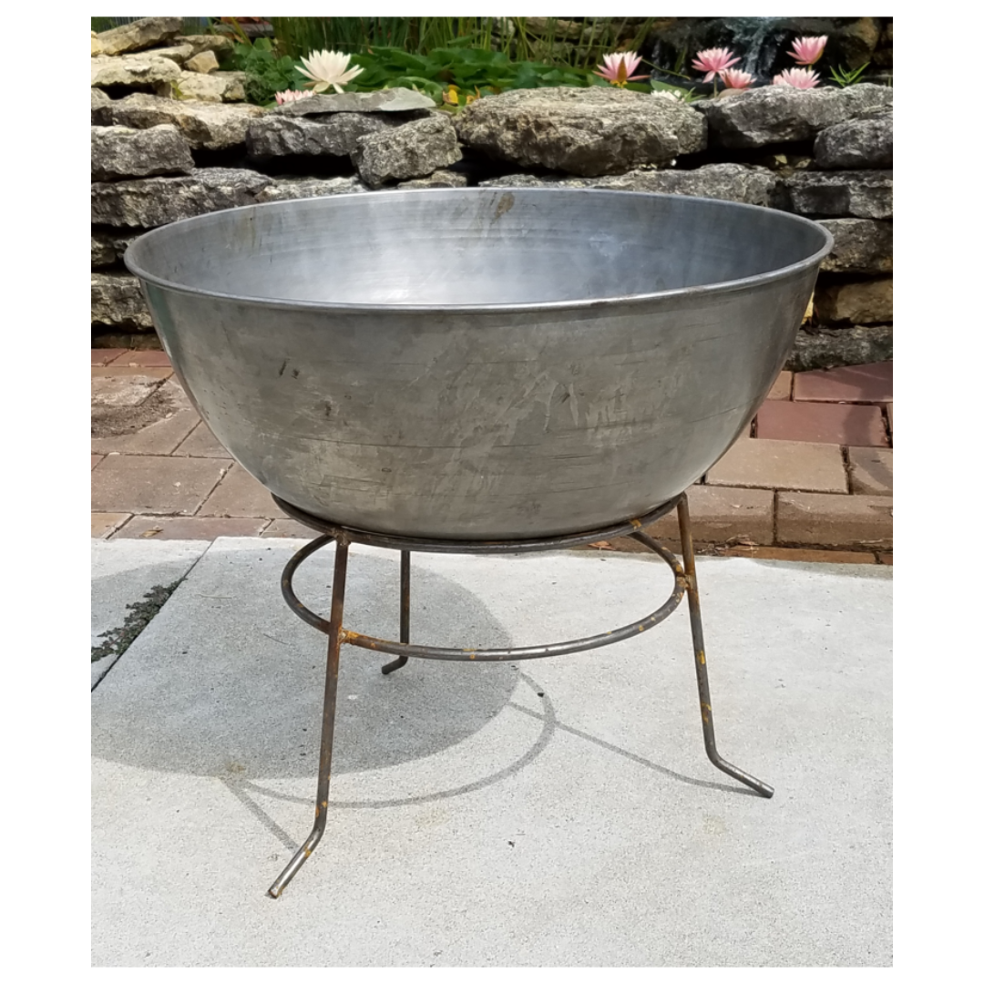 Short Triple Leg Stand